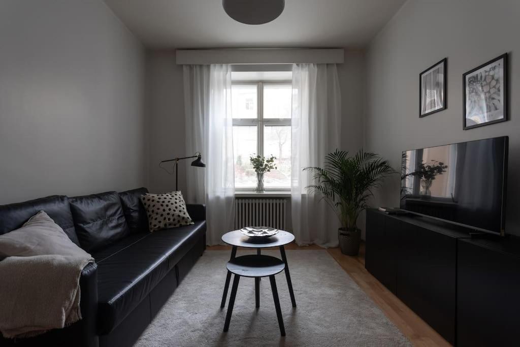 ヘルシンキKodikas Huoneisto Helsingin Keskustassaアパートメント エクステリア 写真